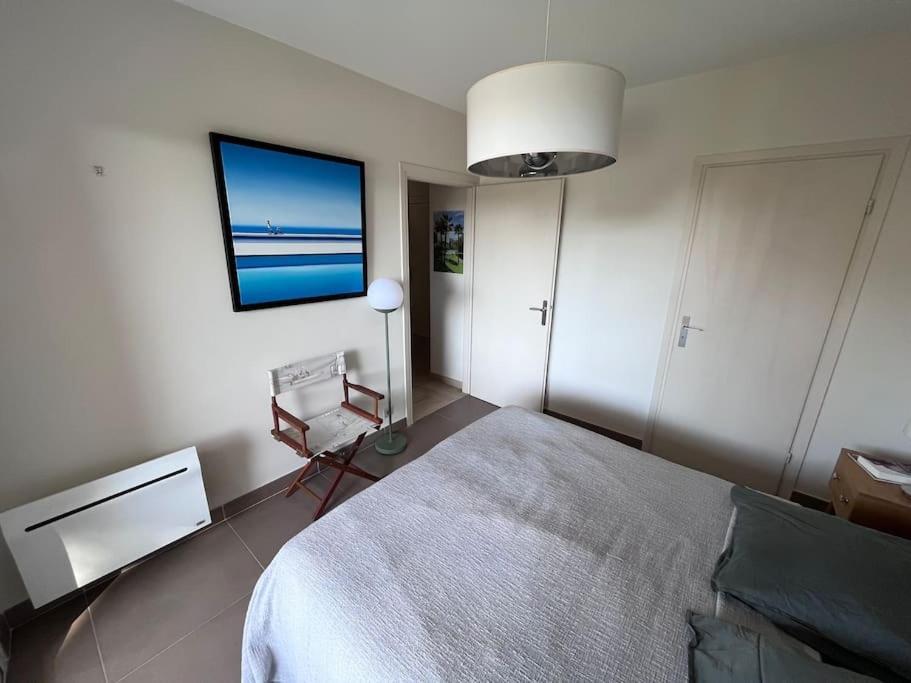 Appartement Avec Terrasse, Vue Jardin Et Piscine Antibes Exterior foto