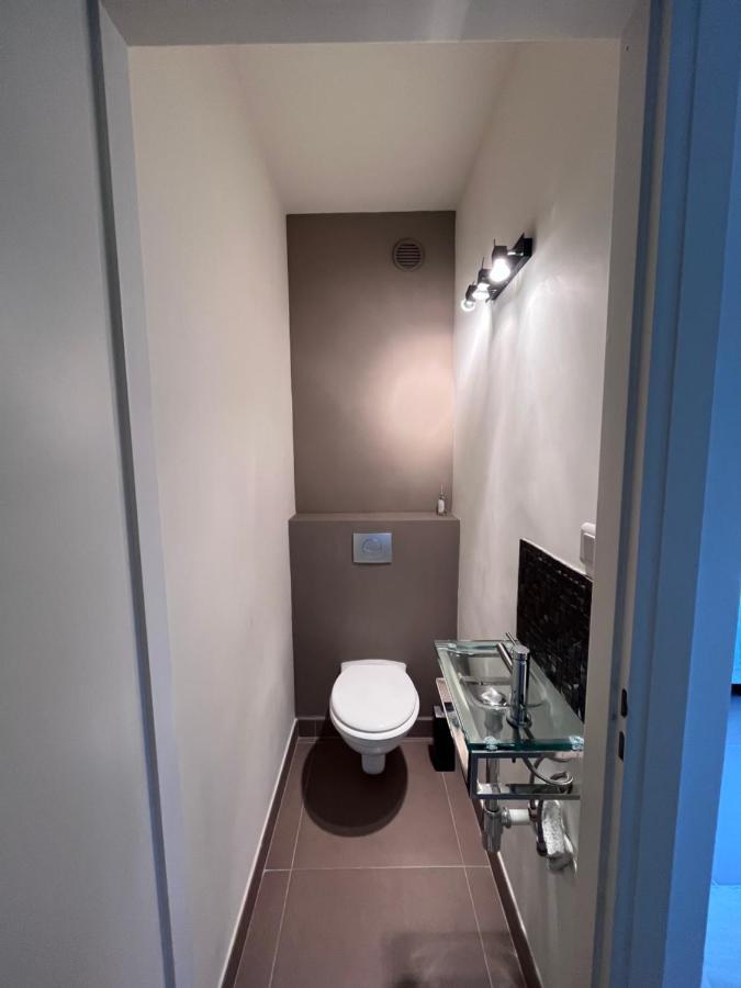 Appartement Avec Terrasse, Vue Jardin Et Piscine Antibes Exterior foto